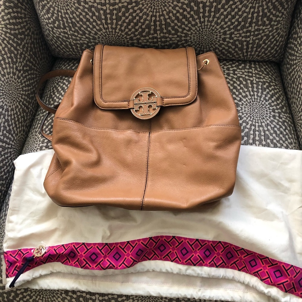 Tory Burch calf back pack (in excellent condition)